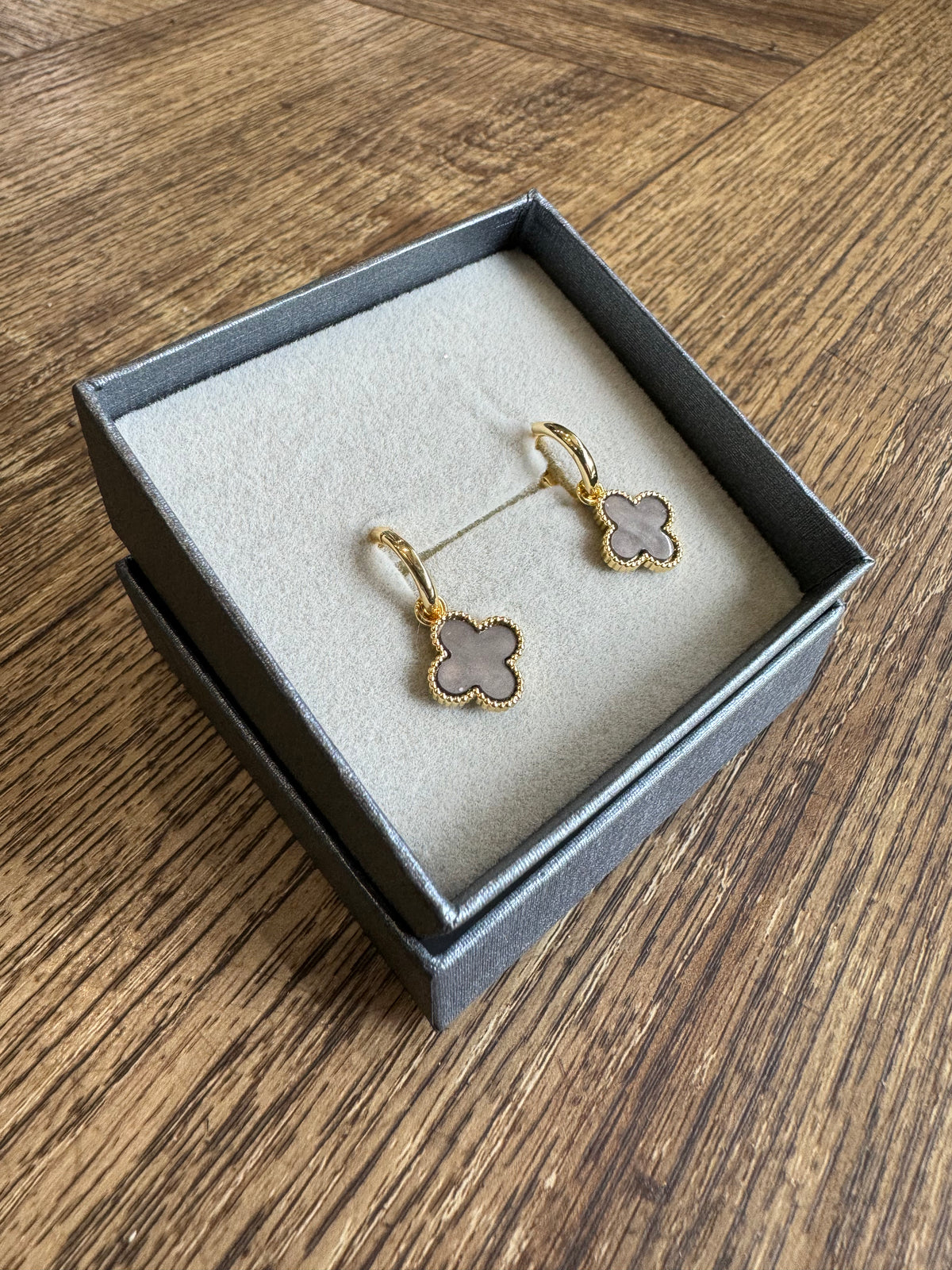 4-Leaf Clover Drop Earrings | Gold Plated & Grey