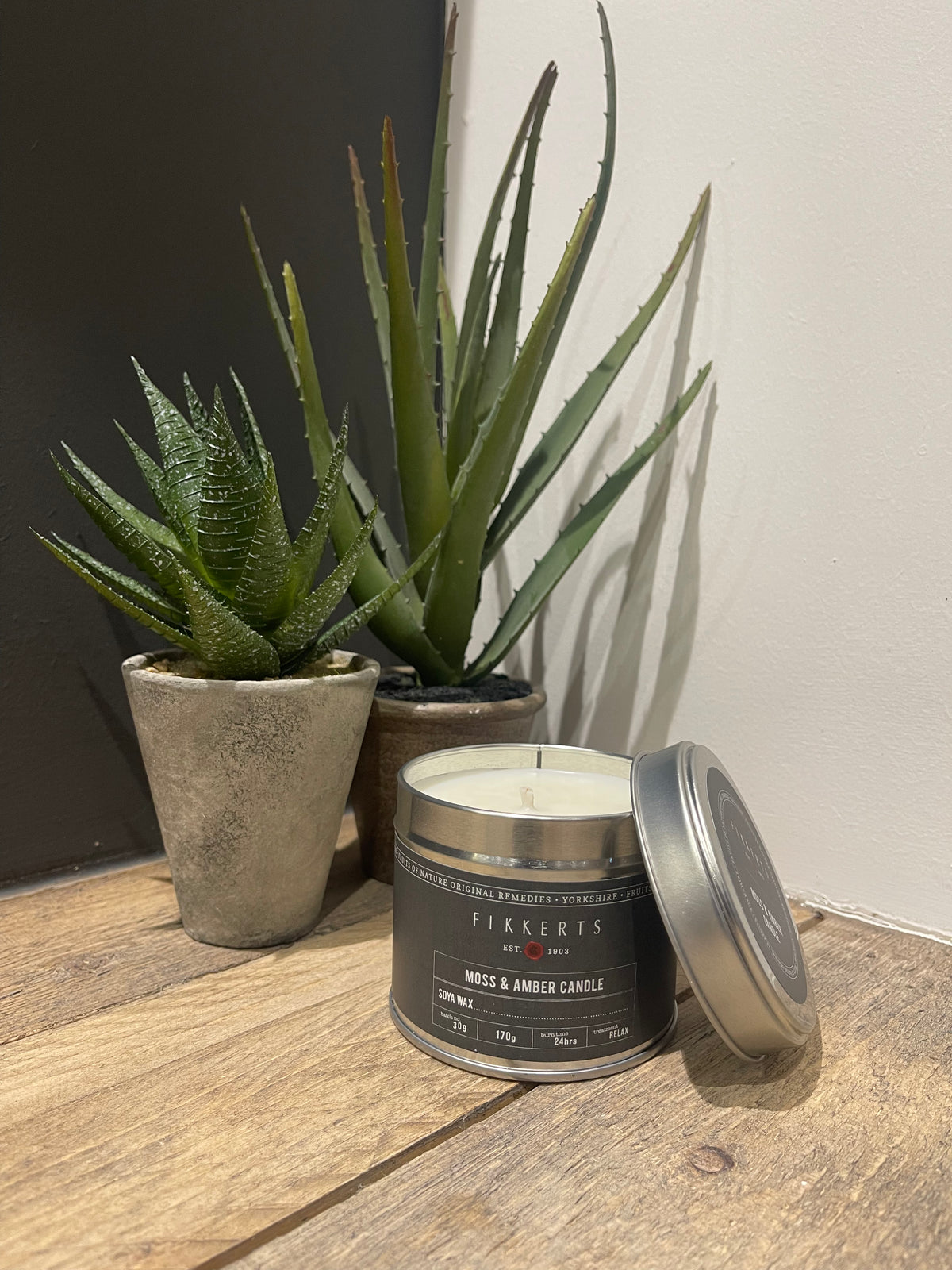 Fruits of Nature Gentleman's Candle Tin | Moss & Amber | 170g