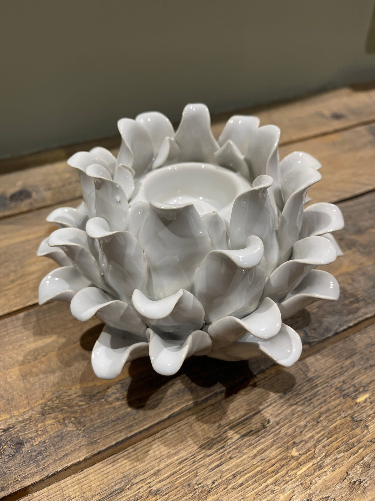 Flower Effect Candle Holder | White