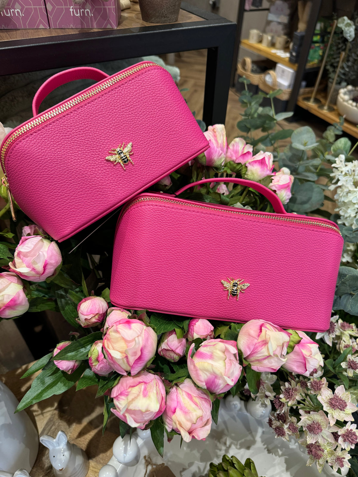 Train Case | Large | Hot Pink