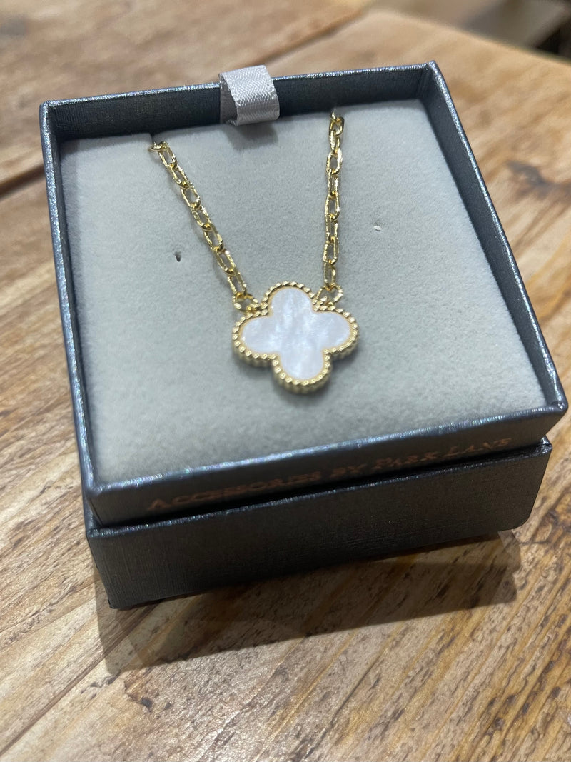 4-Leaf Clover Necklace | Gold & Winter White