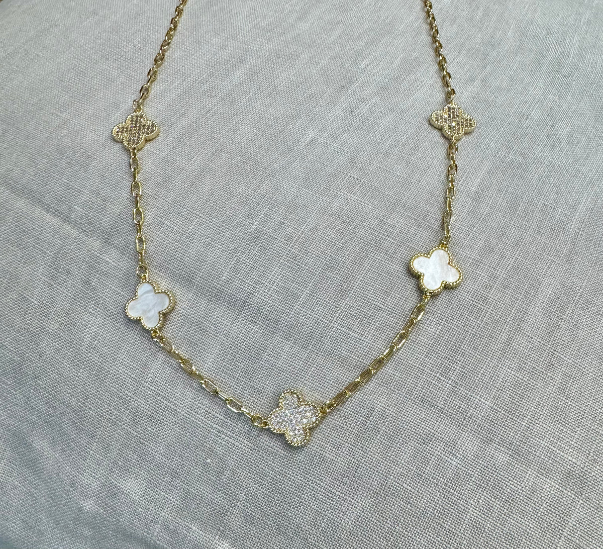 4-Leaf Clover Short Necklace | Gold Plated, Cubic Zirconia & Winter White