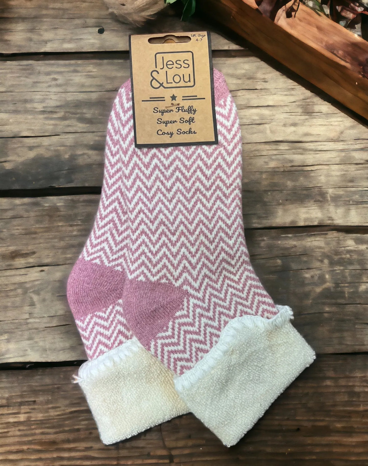 Ladies Wool Mix Cosy Cuff Socks | Pink Chevron