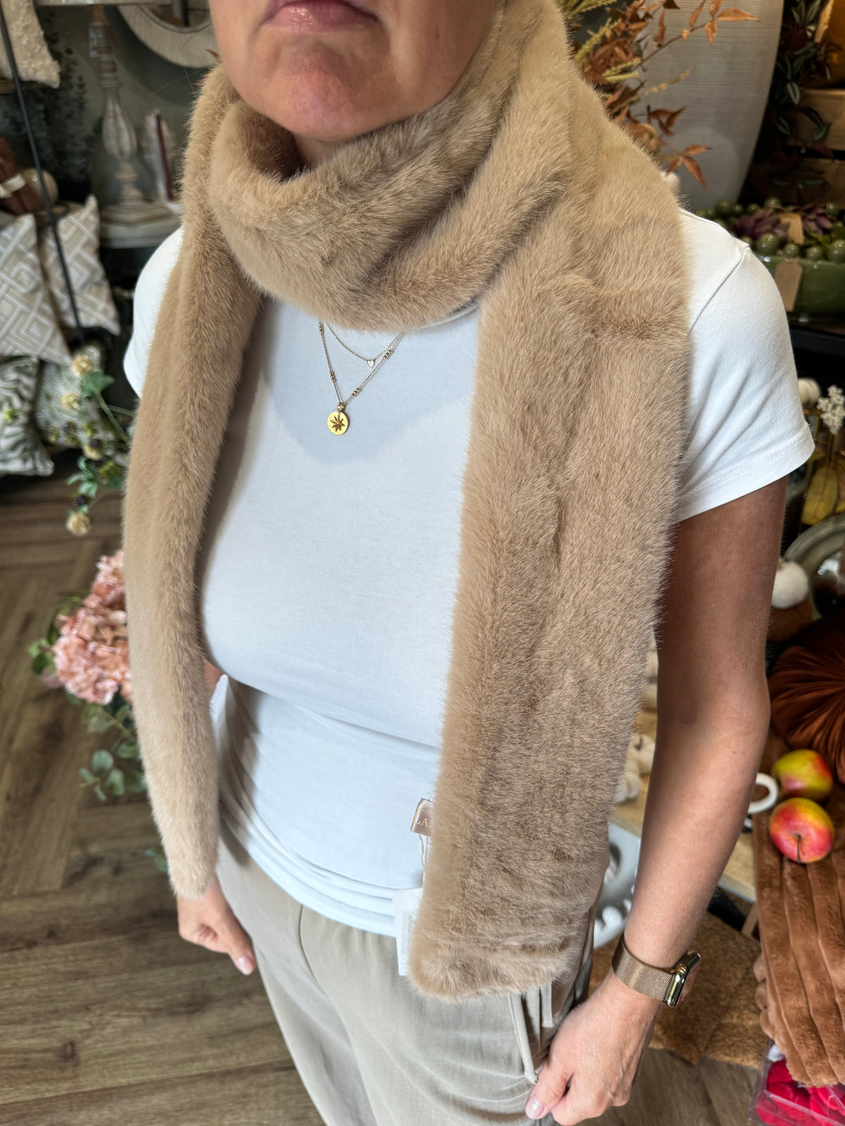 Luxe Faux Fur Long Scarf | Cappuccino