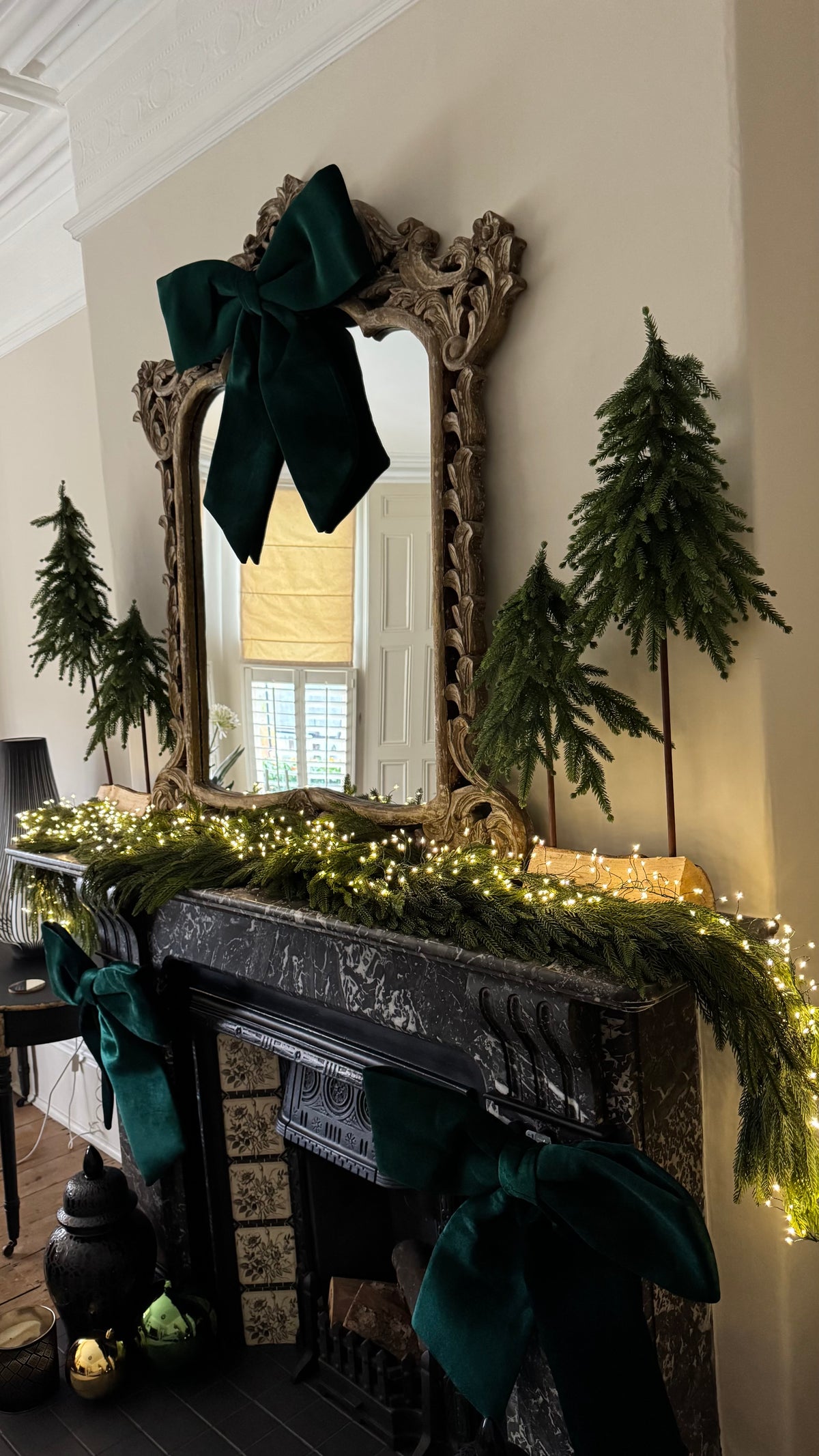 Micro LED Cluster Lights GB 8 Function | Twinkle Effect | Green/Warm White | L300cm