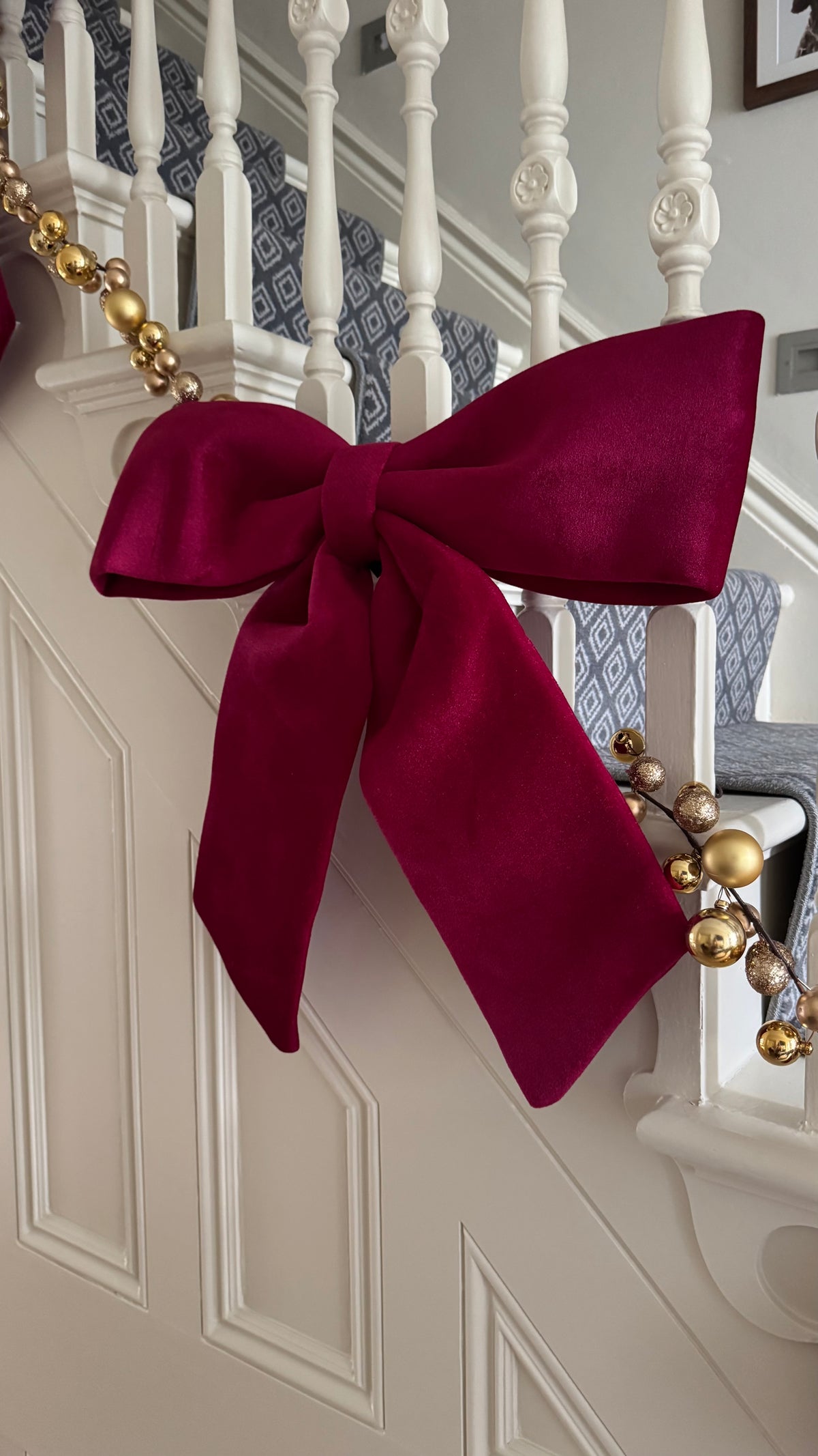 Extra Large Plush Bow | Berry Red | 62cm x 58cm