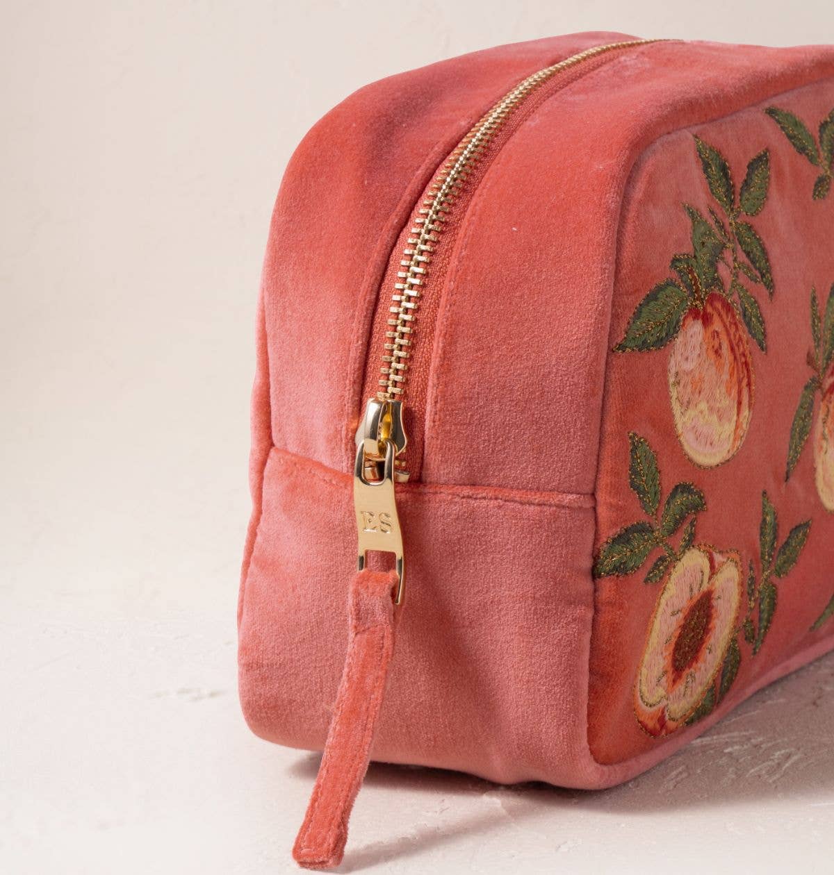Elizabeth Scarlett | Summer Peach | Makeup Bag | Spiced Coral